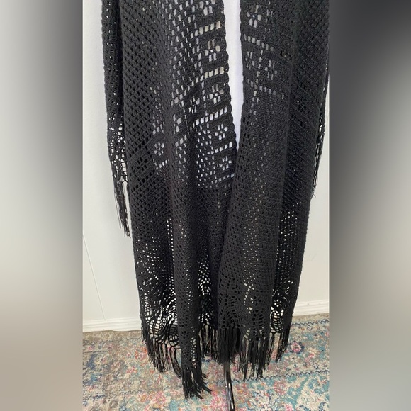 Handmade Shawl Black Crochet Wrap Fringe Chunky Boho Hippie Festival Cottagecore - Picture 3 of 10